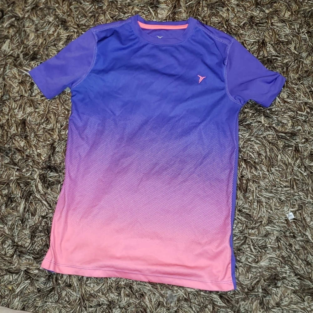 Old Navy Active T-shirt